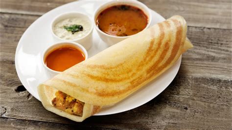  Dosa Masala: Bir Hindistan Lezzeti - Ekşi ve Baharatlı Bir Rüya!